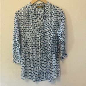 Rock Flower Paper Blue and White Button Down Tunic Shirt - size Small